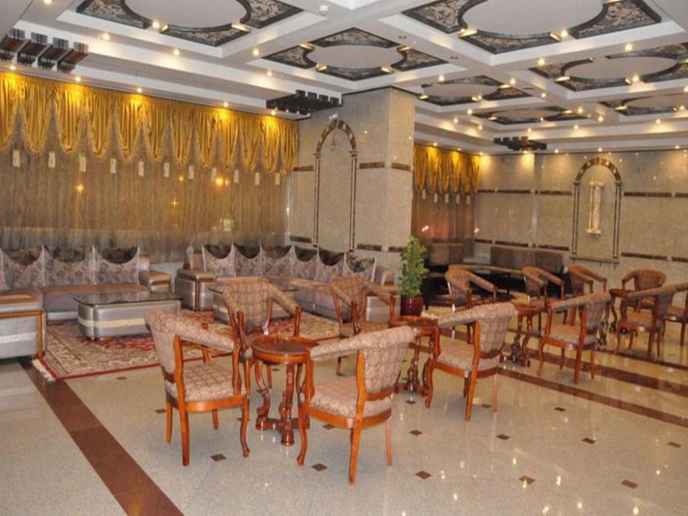 Refaaf Al Azizia Hotel Main image